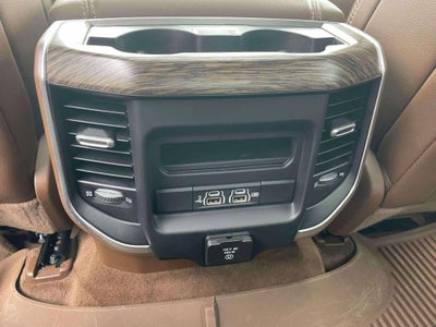 2020 RAM 1500 Laramie Crew Cab 4x4 64' Box