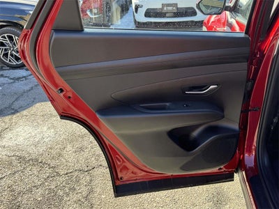 2025 Hyundai Tucson SE