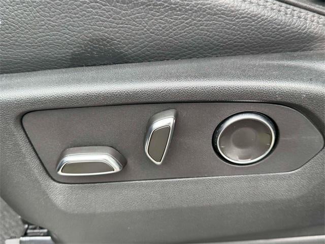 2024 GMC Yukon XL 4WD Denali