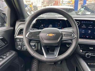 2025 Chevrolet Suburban LT