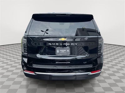 2025 Chevrolet Suburban LT