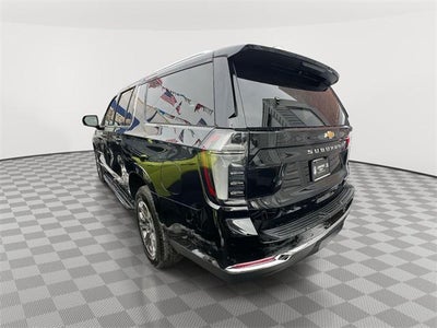 2025 Chevrolet Suburban LT