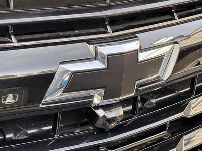 2025 Chevrolet Suburban 4WD RST