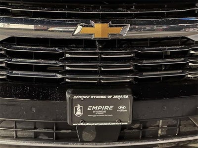 2025 Chevrolet Suburban 4WD Premier