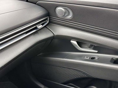 2024 Hyundai Elantra Hybrid Limited