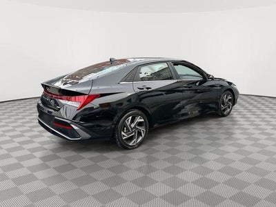 2024 Hyundai Elantra Hybrid Limited