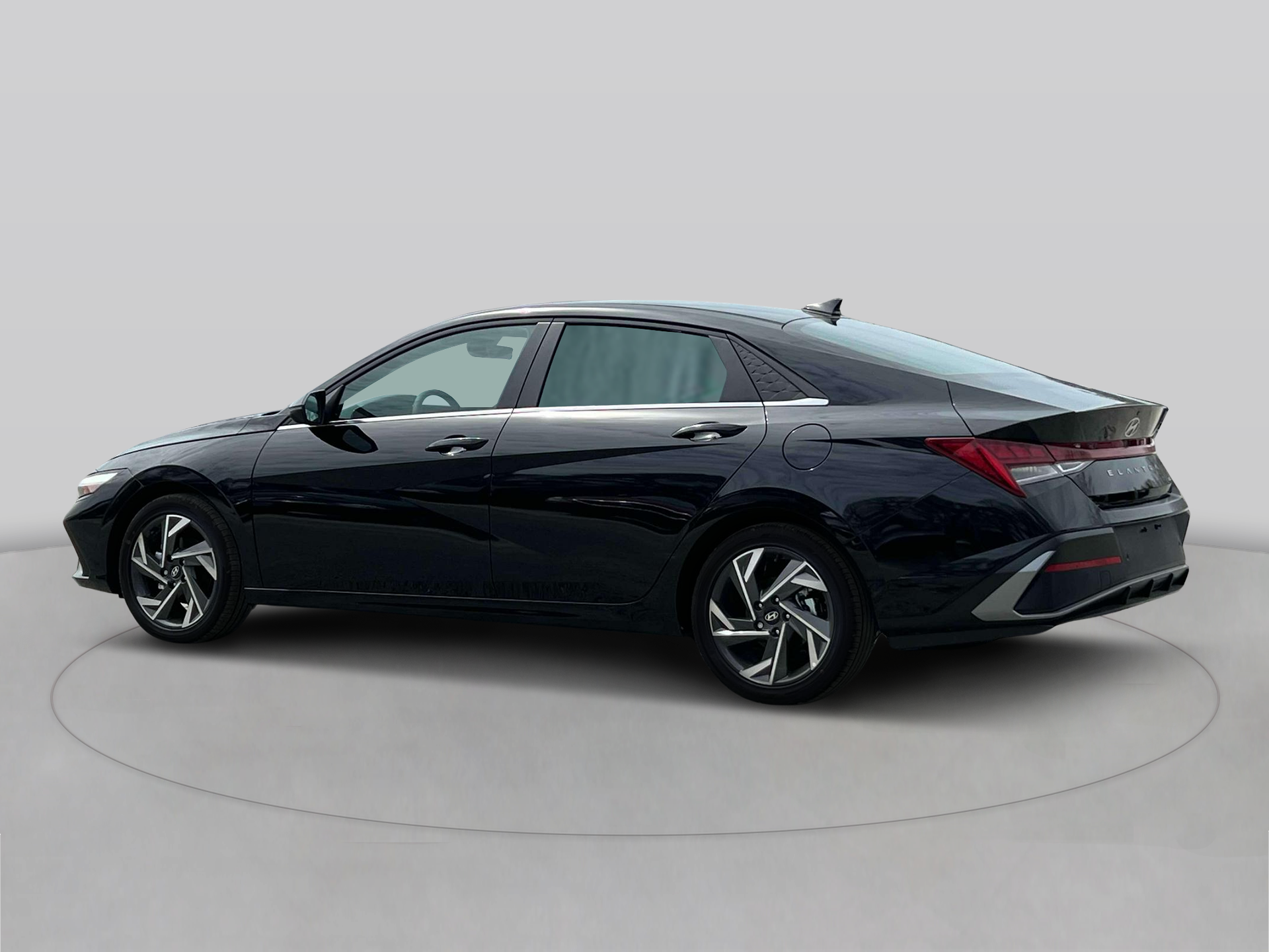 2024 Hyundai Elantra Hybrid Limited