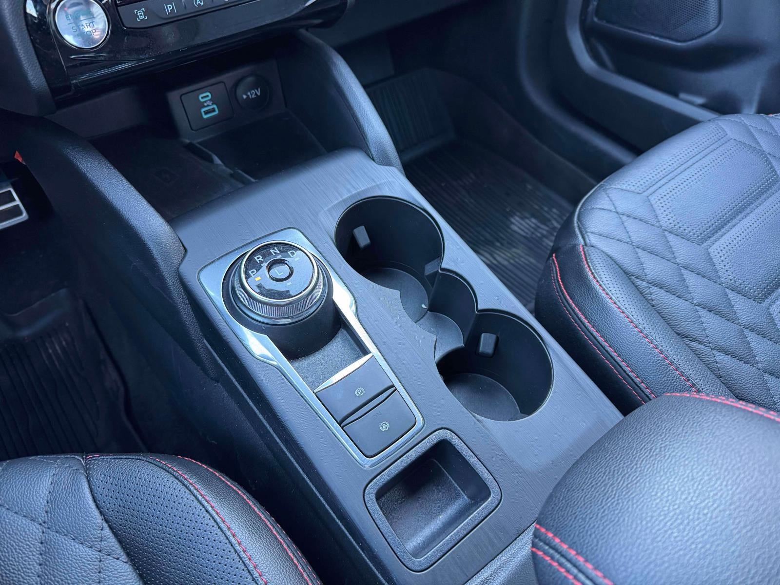 2023 Ford Escape ST-Line Elite