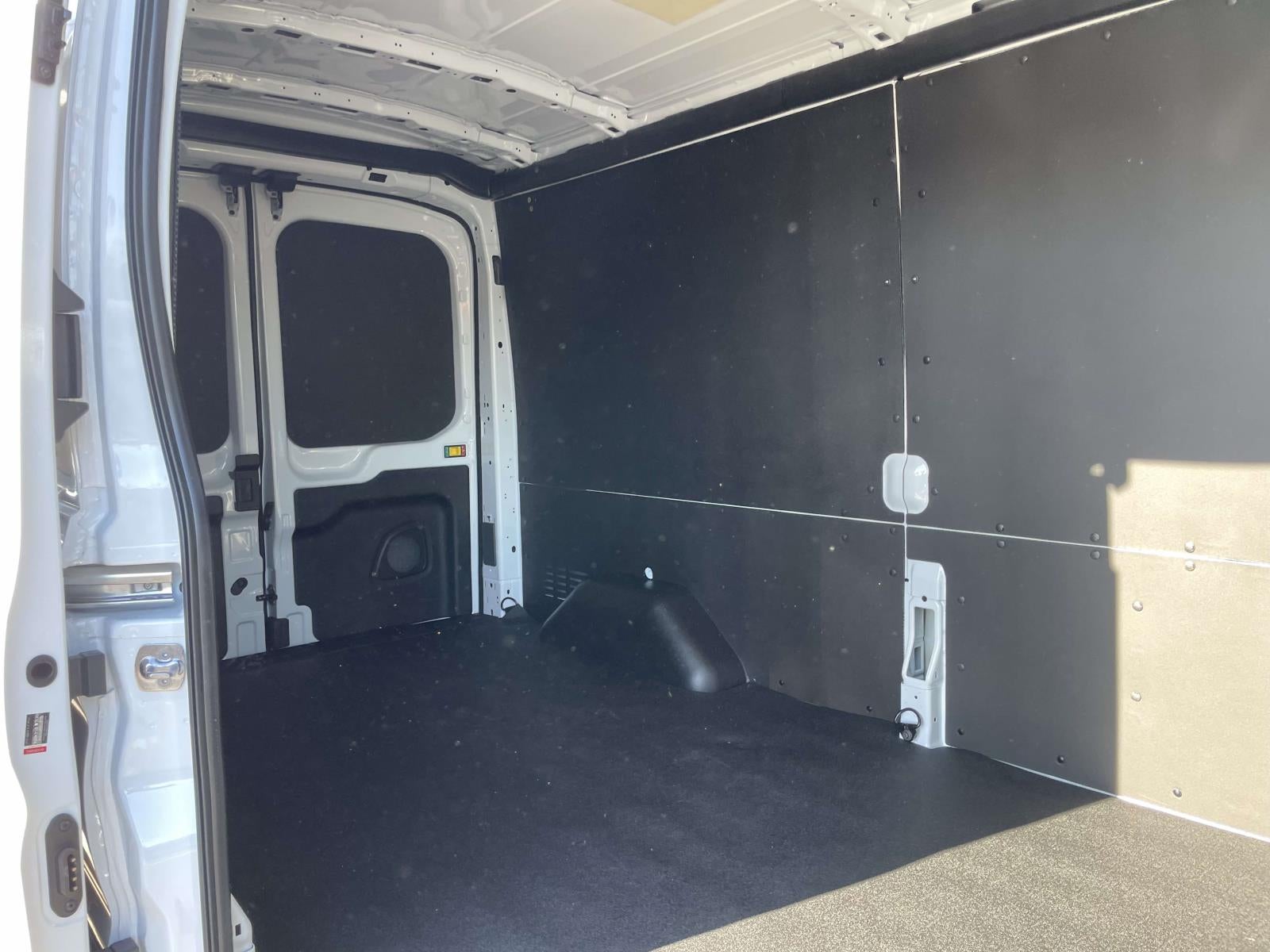 2025 Ford Transit-250 Cargo Van Base