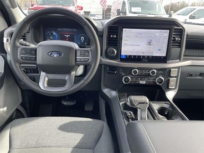 2025 Ford F-150 Lightning XLT