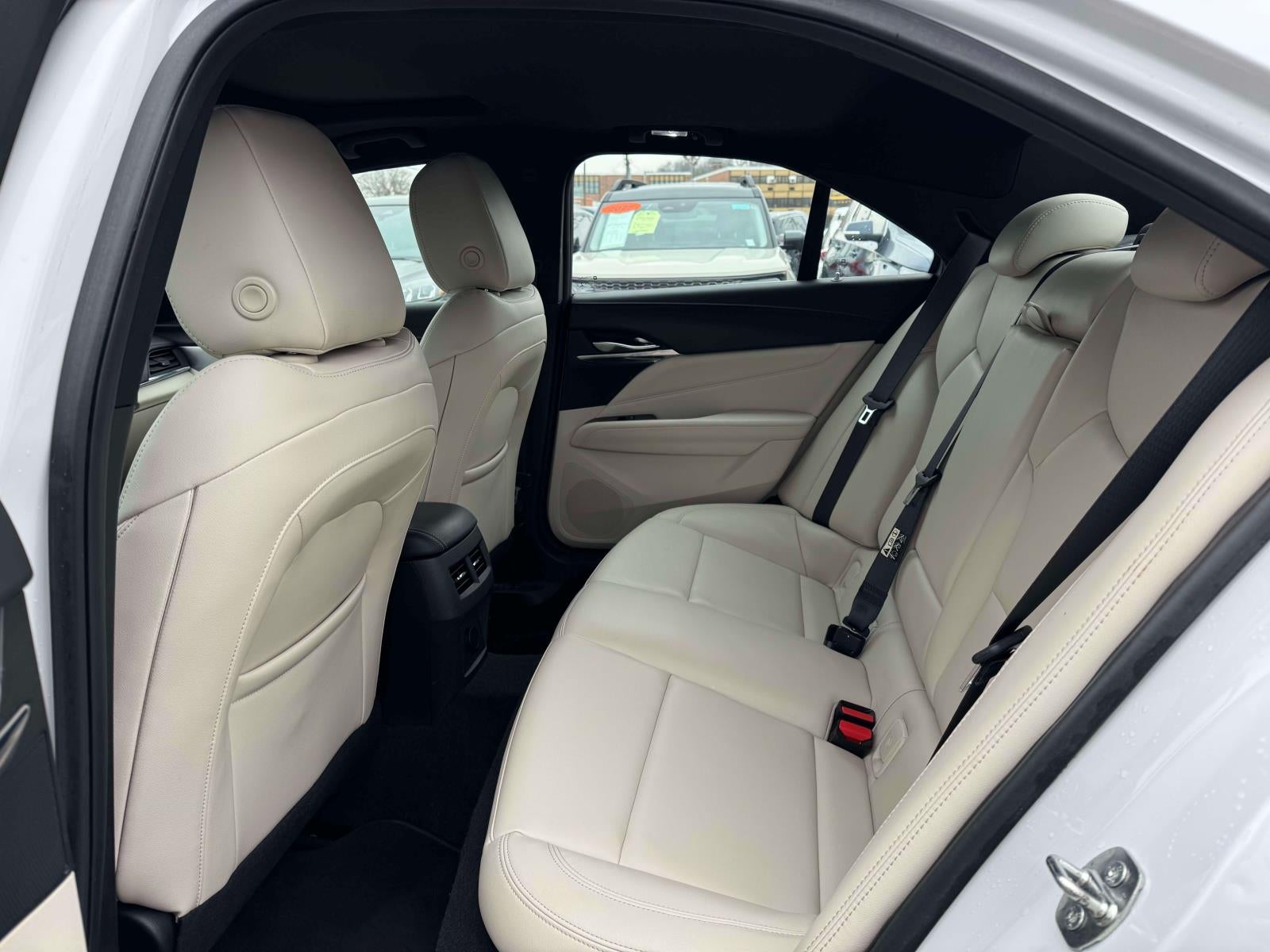 2023 Cadillac CT4 Luxury