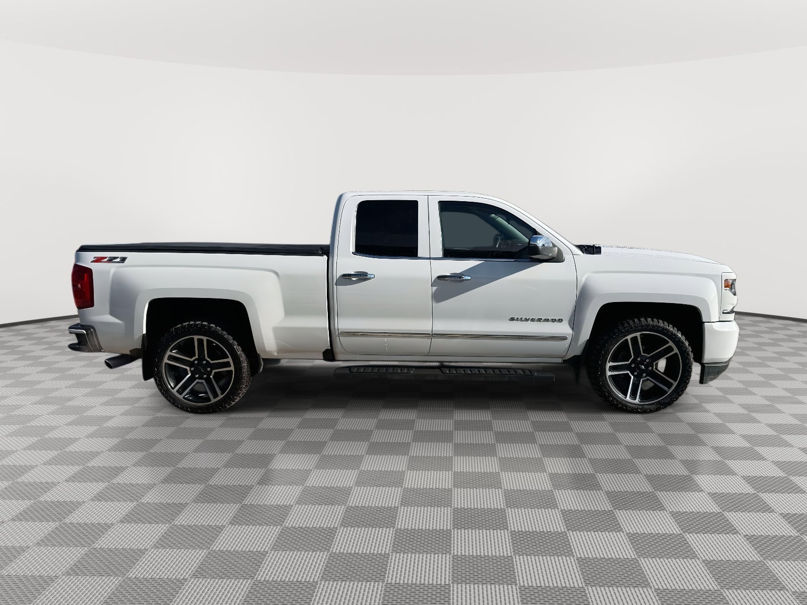 2017 Chevrolet Silverado 1500 2LZ
