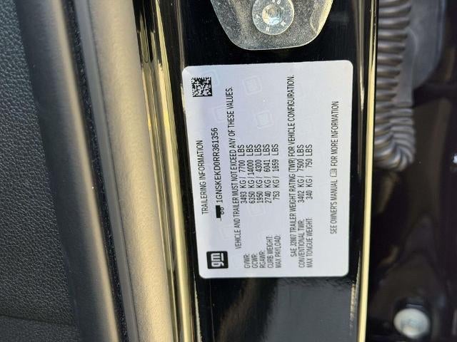 2024 Chevrolet Suburban 4WD RST