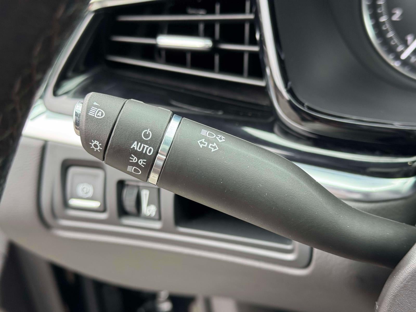 2023 Cadillac XT6 AWD Premium Luxury