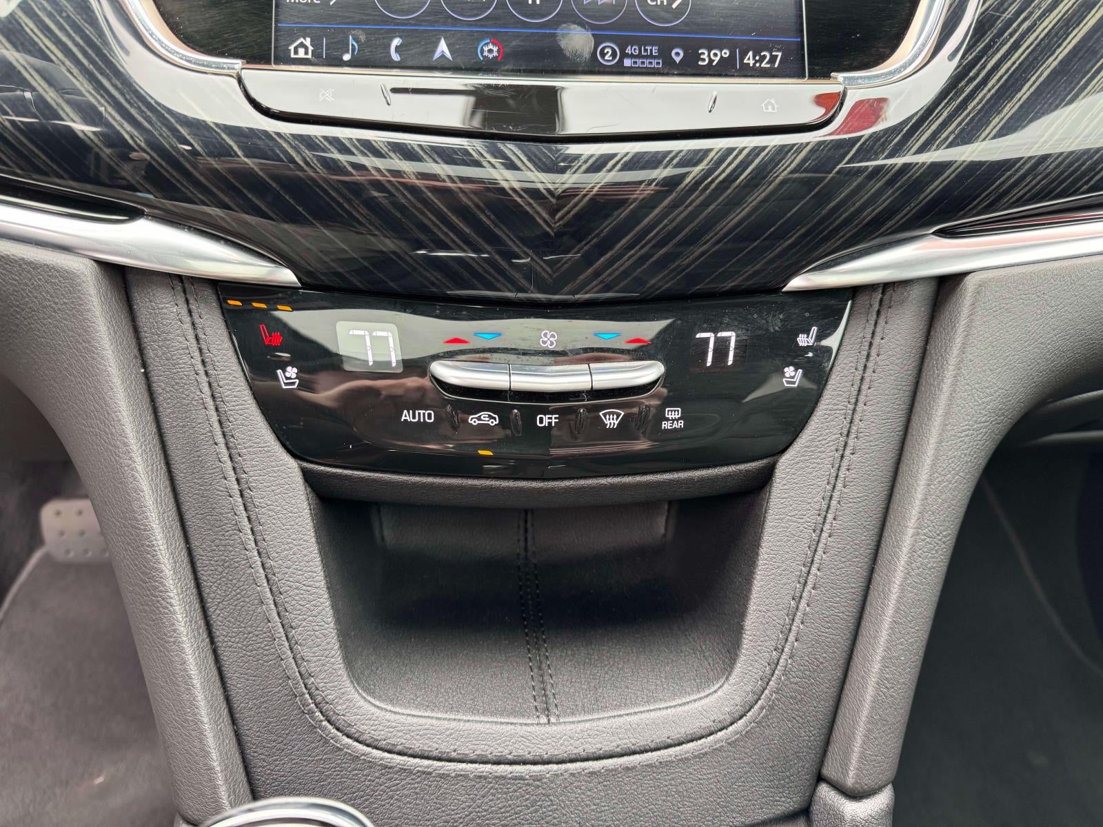 2023 Cadillac XT6 AWD Premium Luxury