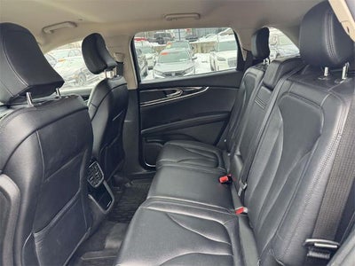 2022 Lincoln Nautilus Standard