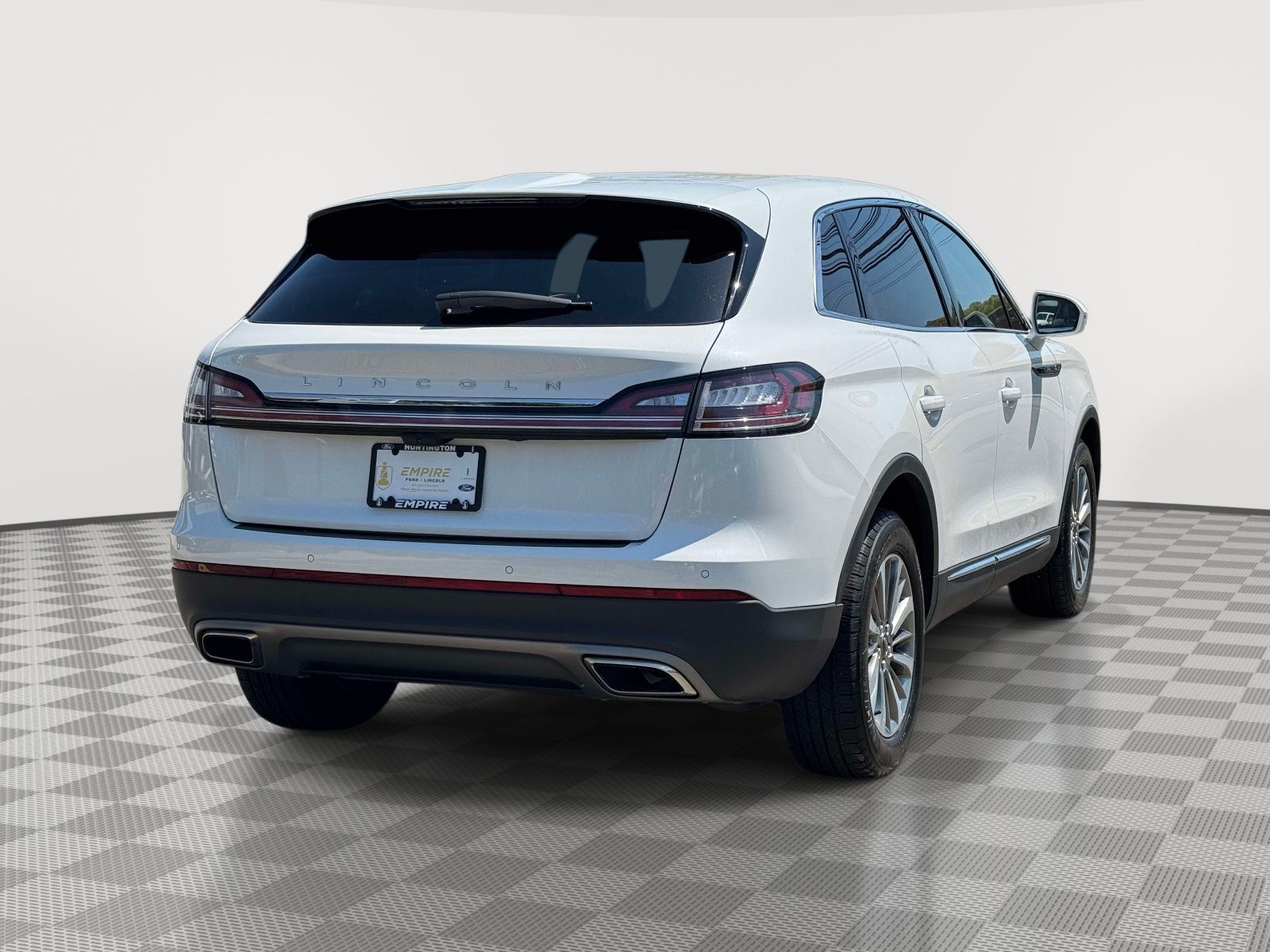 2022 Lincoln Nautilus Standard