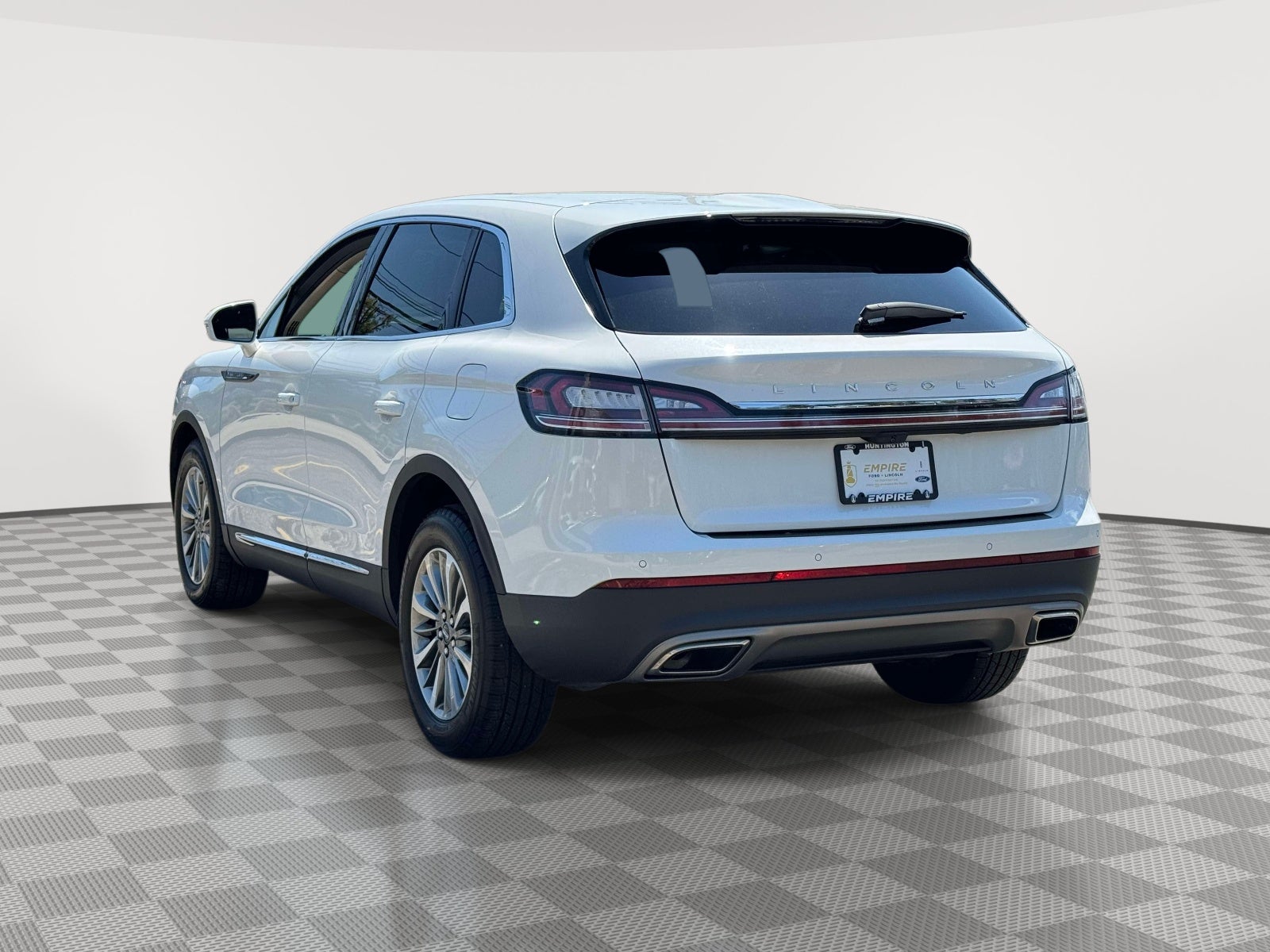 2022 Lincoln Nautilus Standard