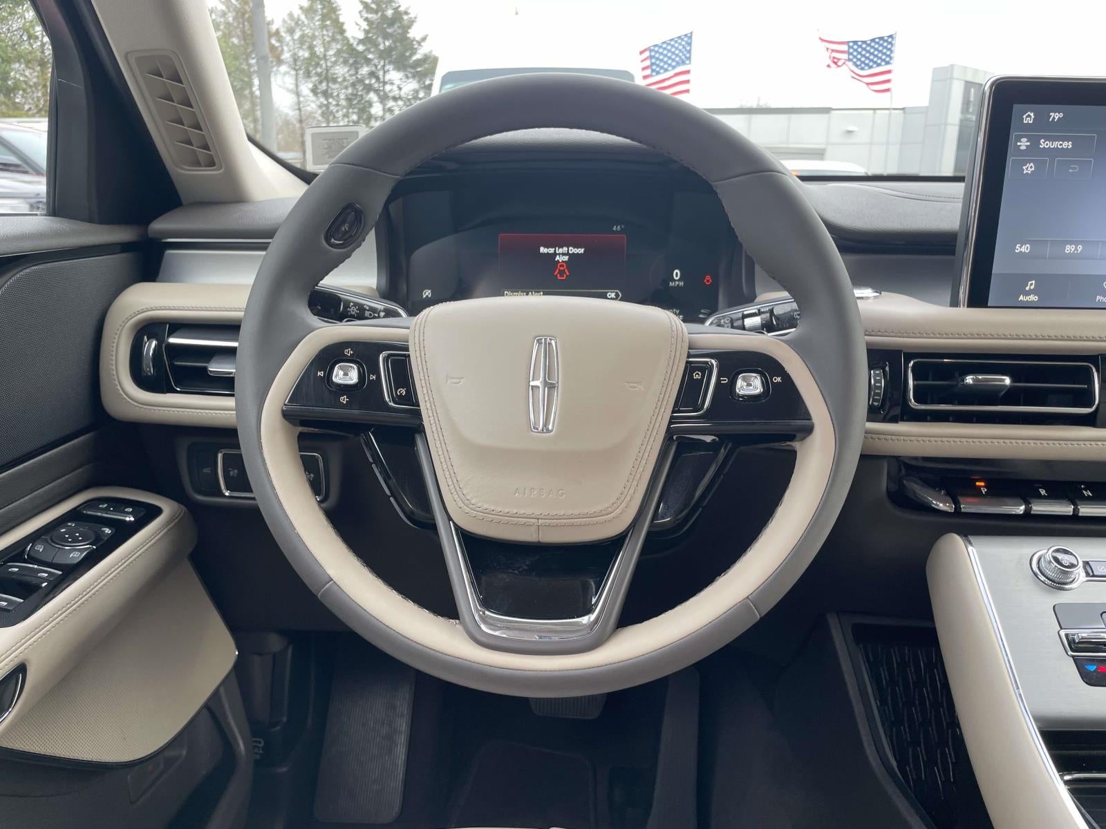 2023 Lincoln Aviator Standard