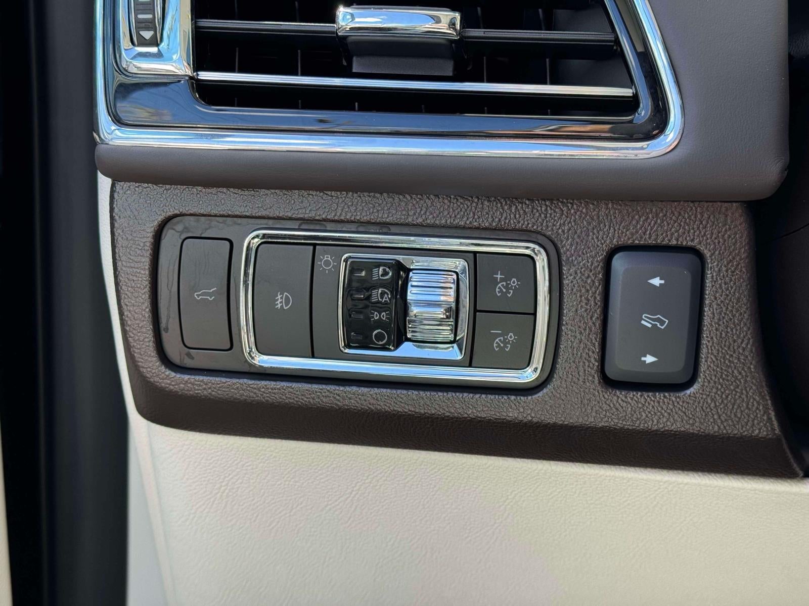 2024 Lincoln Navigator Black Label L