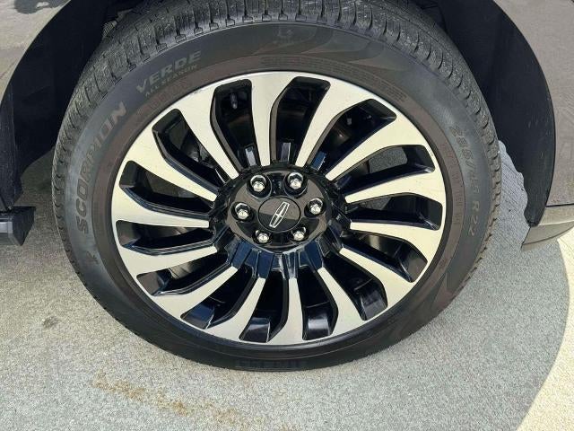 2024 Lincoln Navigator Black Label L
