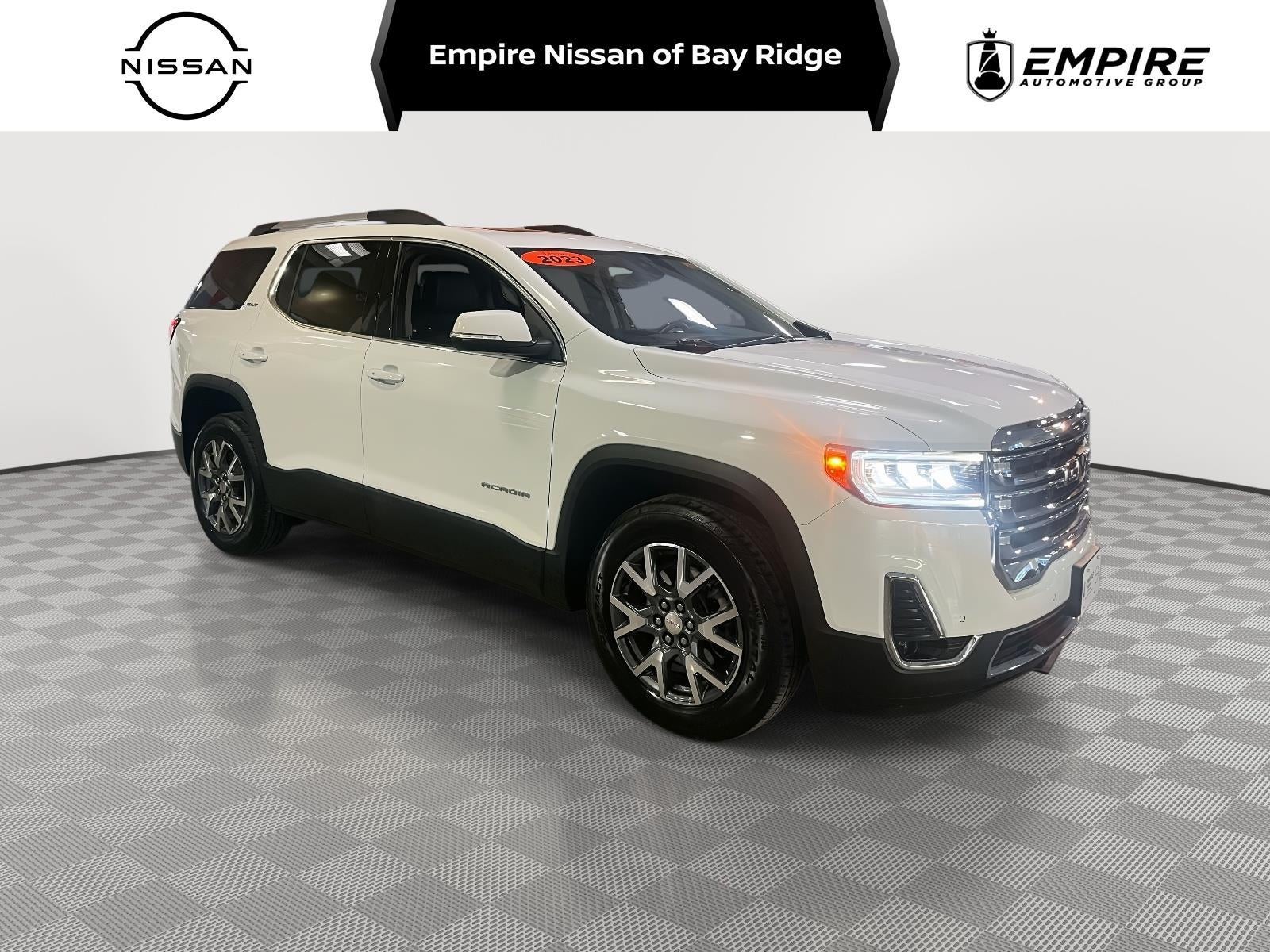 2023 GMC Acadia AWD SLT
