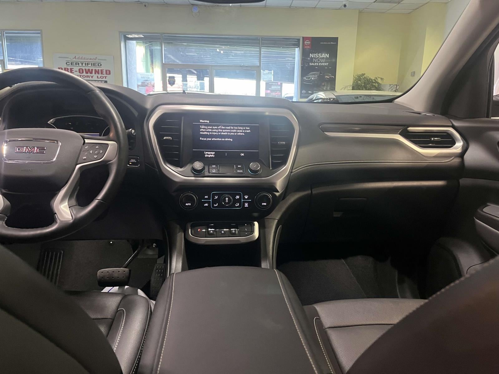 2023 GMC Acadia AWD SLT