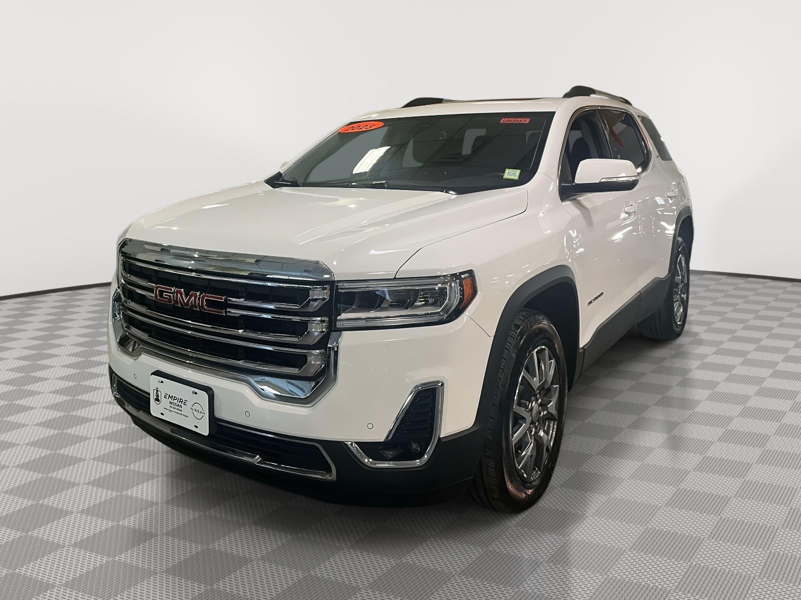 2023 GMC Acadia AWD SLT