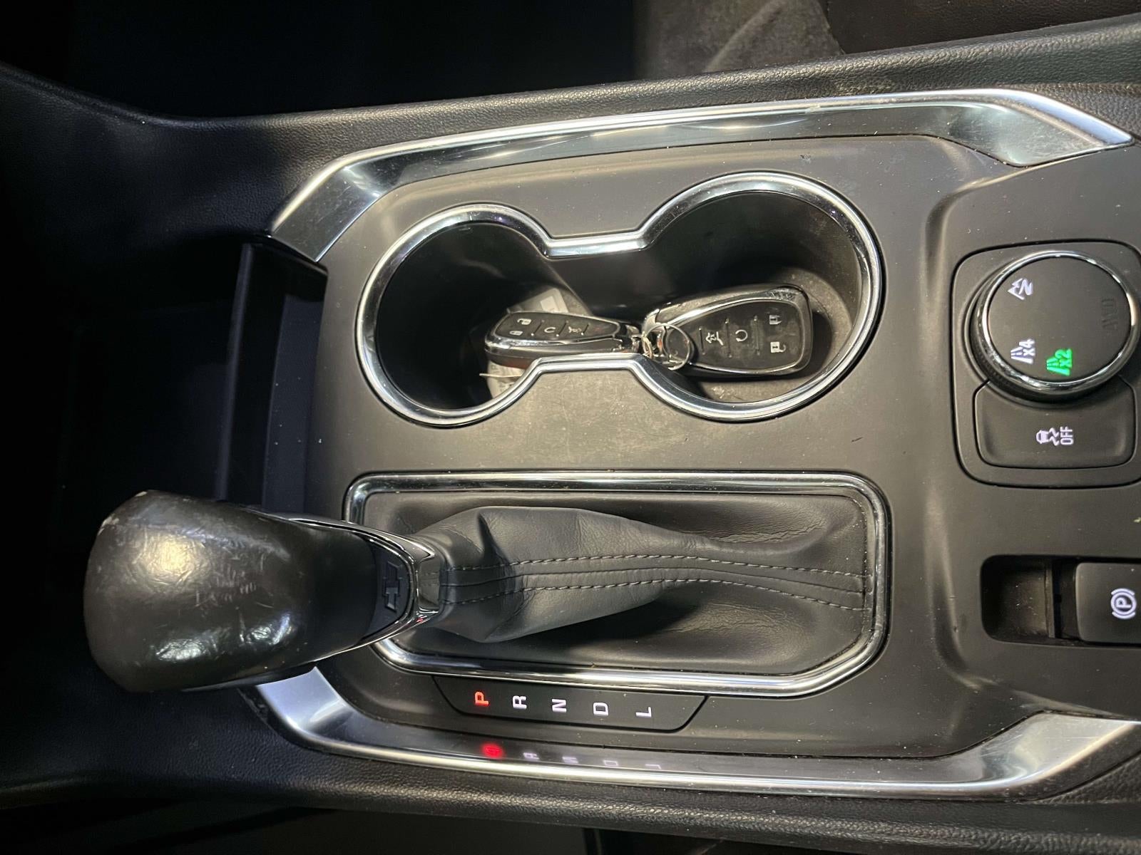 2021 Chevrolet Traverse AWD LT Leather