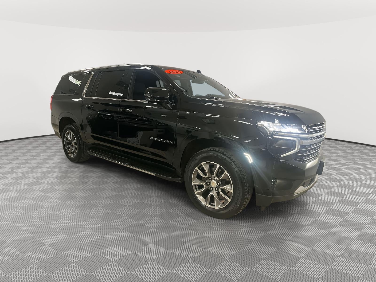 2024 Chevrolet Suburban 4WD LT