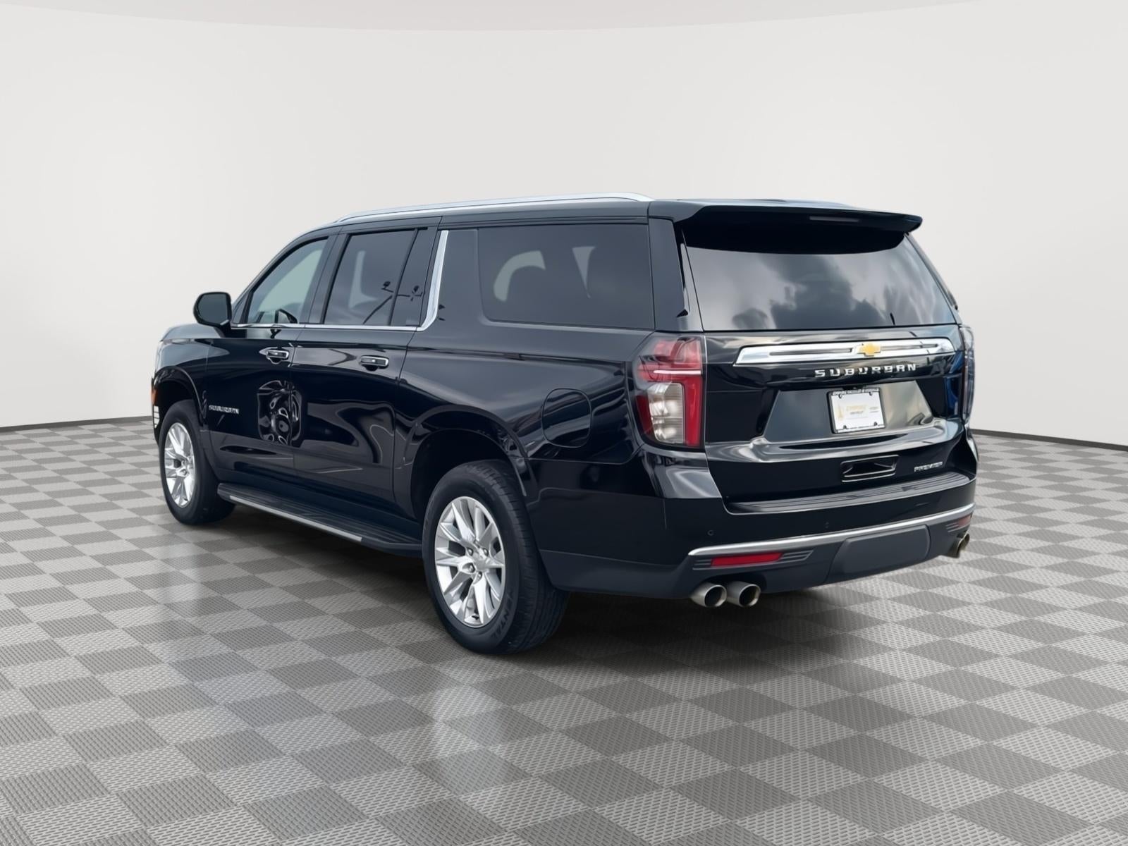 2024 Chevrolet Suburban 4WD Premier