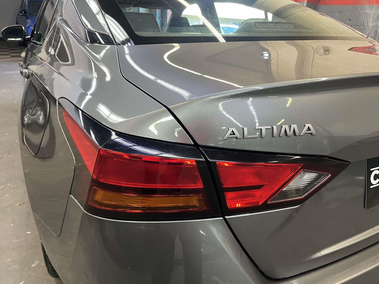 2023 Nissan Altima SR FWD