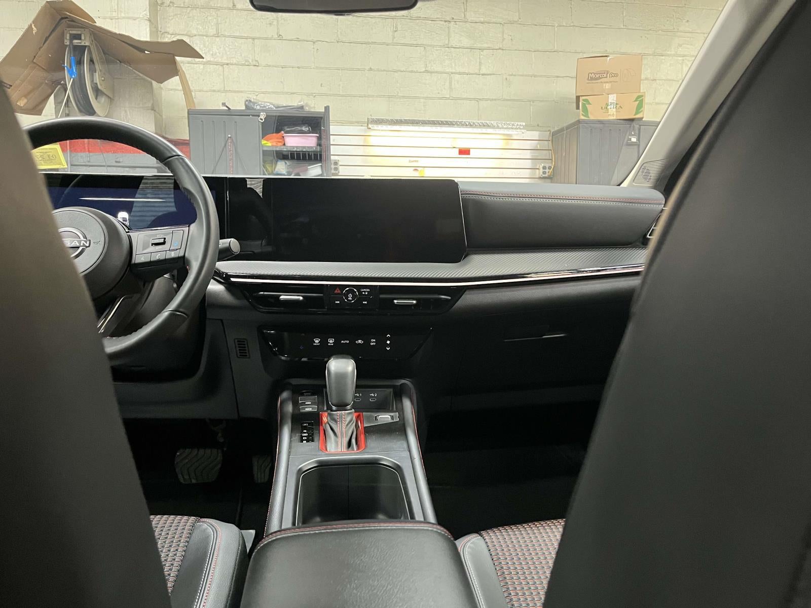 2025 Nissan Kicks SR Intelligent AWD