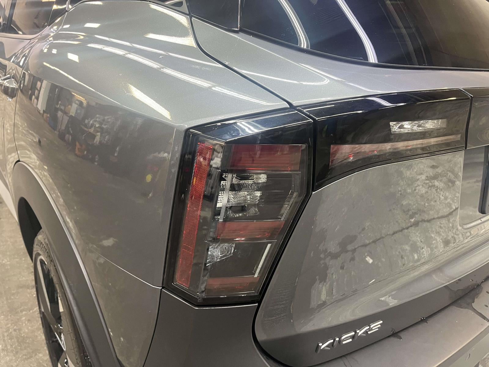 2025 Nissan Kicks SR Intelligent AWD