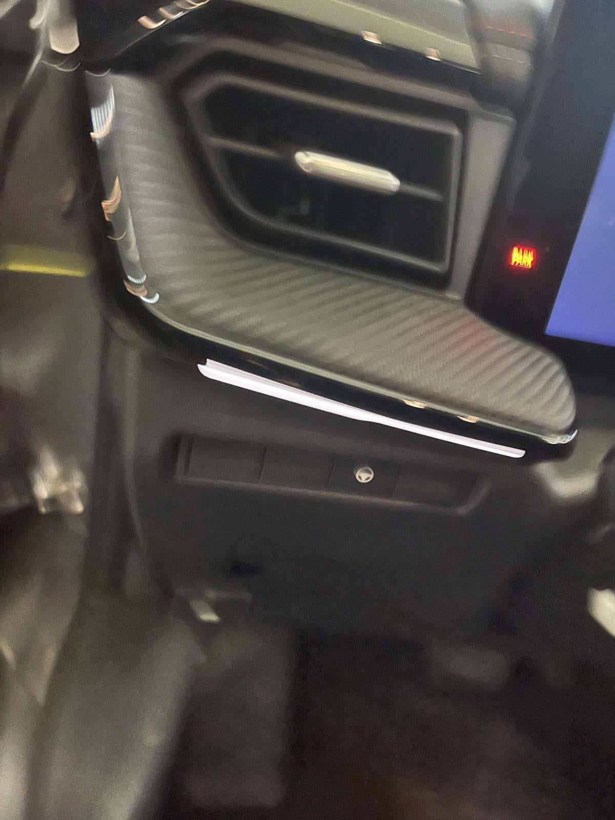 2025 Nissan Kicks SR Intelligent AWD