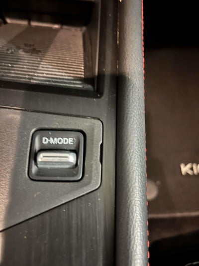 2025 Nissan Kicks SR Intelligent AWD