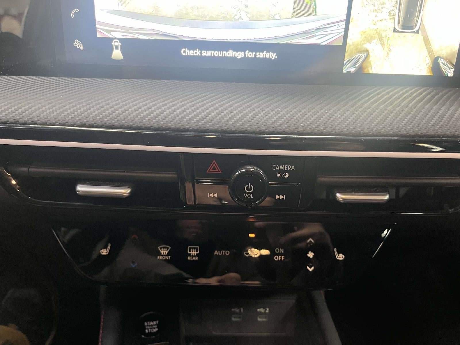 2025 Nissan Kicks SR Intelligent AWD