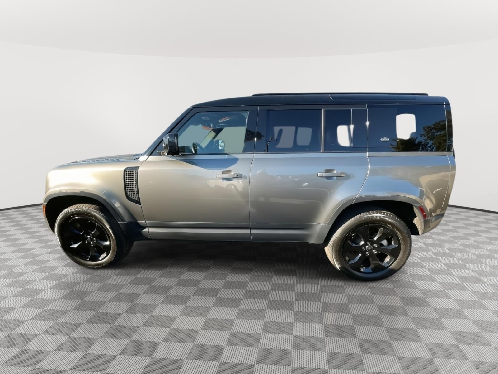 2023 Land Rover Defender 110 S