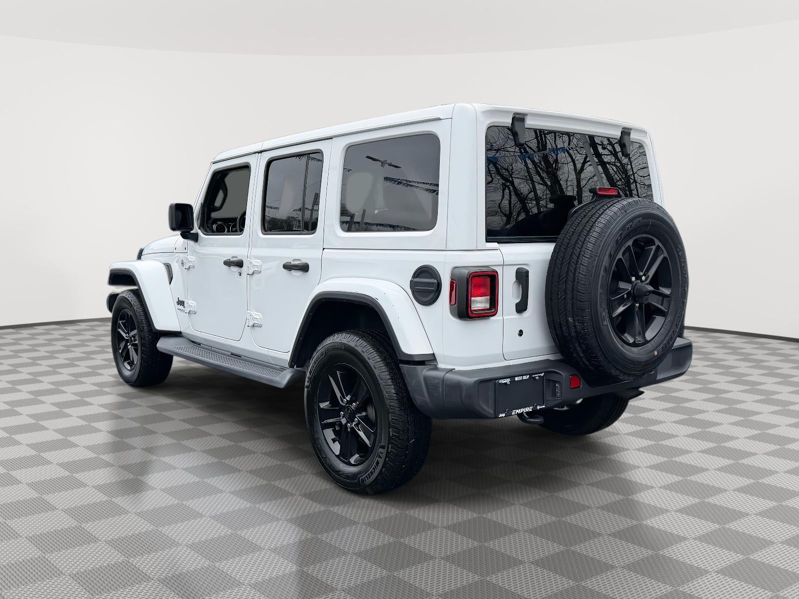 2019 Jeep Wrangler Unlimited Sahara Altitude 4x4