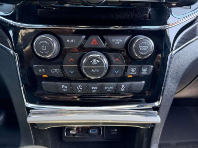 2019 Jeep Grand Cherokee Overland 4x4