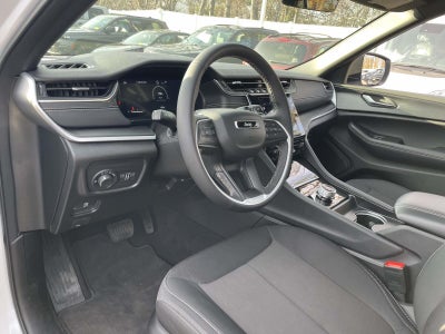 2025 Jeep Grand Cherokee Laredo X 4x4