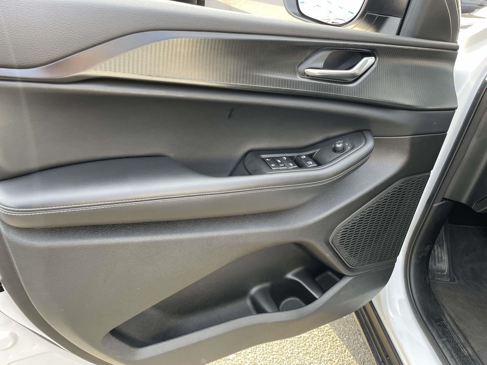 2025 Jeep Grand Cherokee Laredo X 4x4