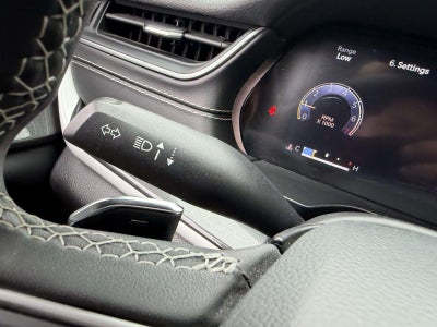 2023 Jeep Grand Cherokee Laredo 4x4