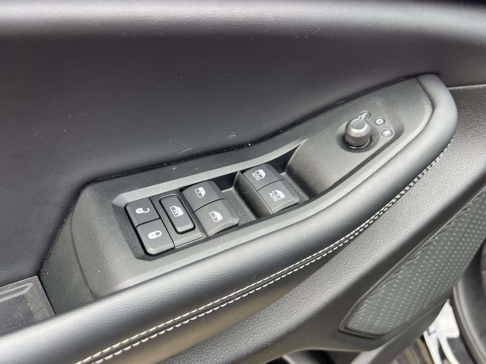 2025 Jeep Grand Cherokee L Laredo X 4x4