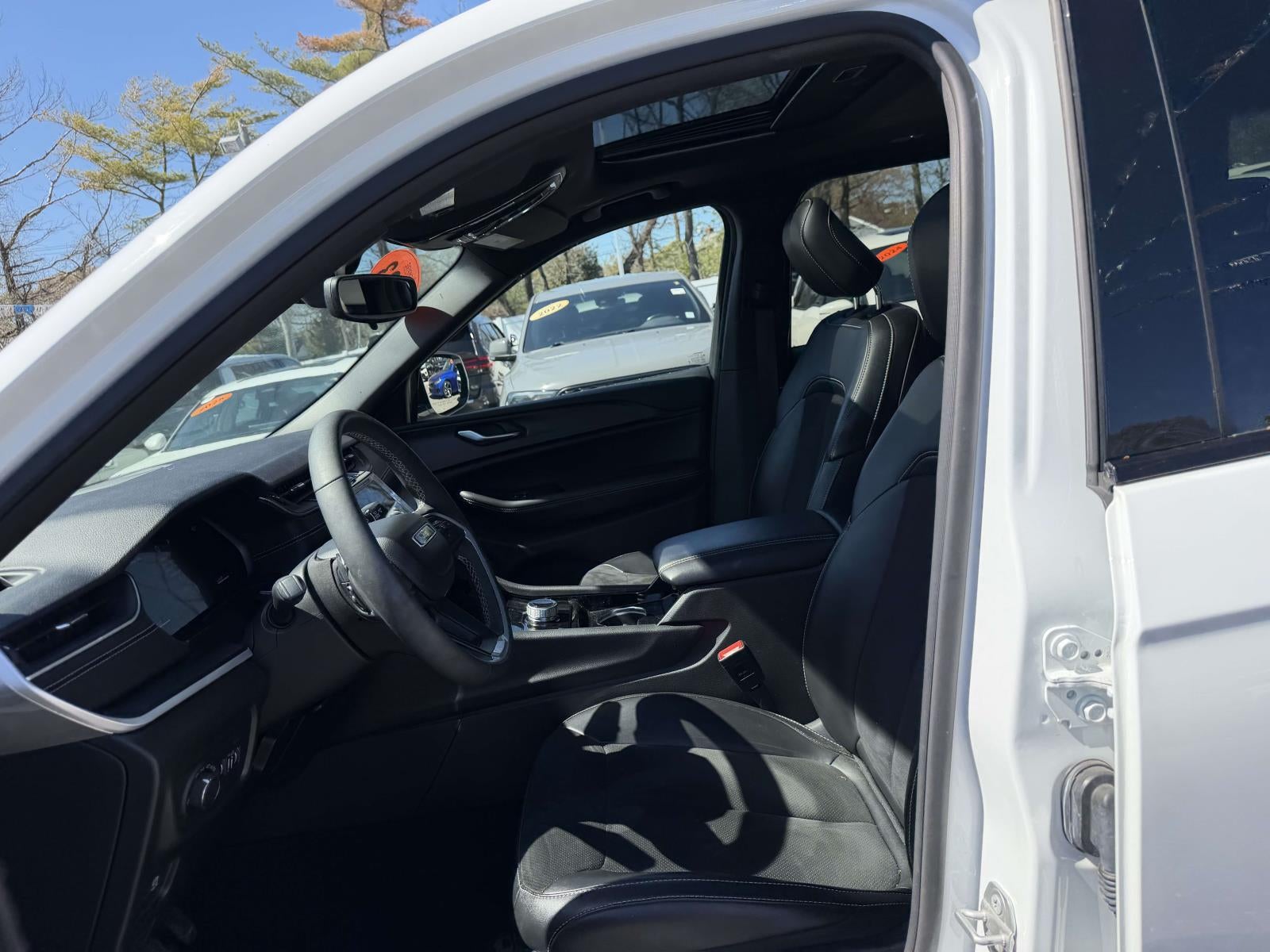 2023 Jeep Grand Cherokee L Altitude 4x4
