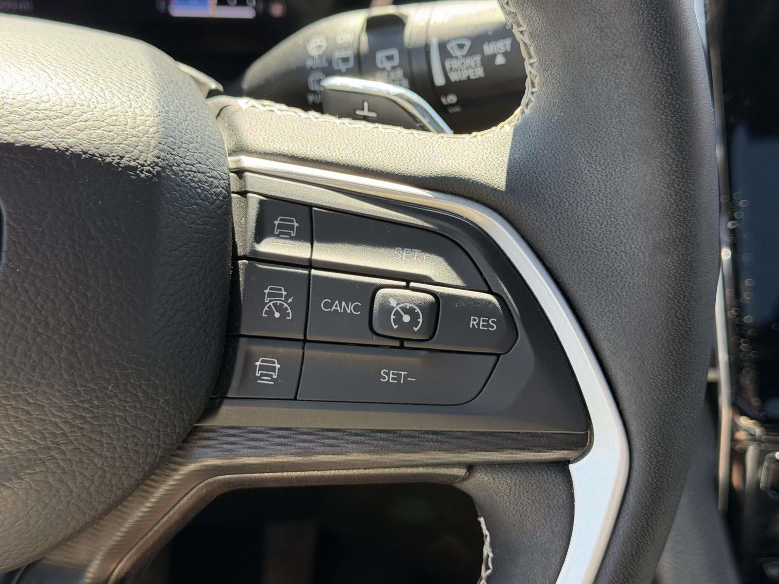 2023 Jeep Grand Cherokee L Altitude 4x4