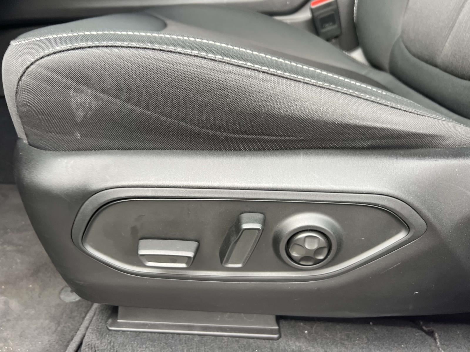 2025 Jeep Grand Cherokee L Laredo X 4x4