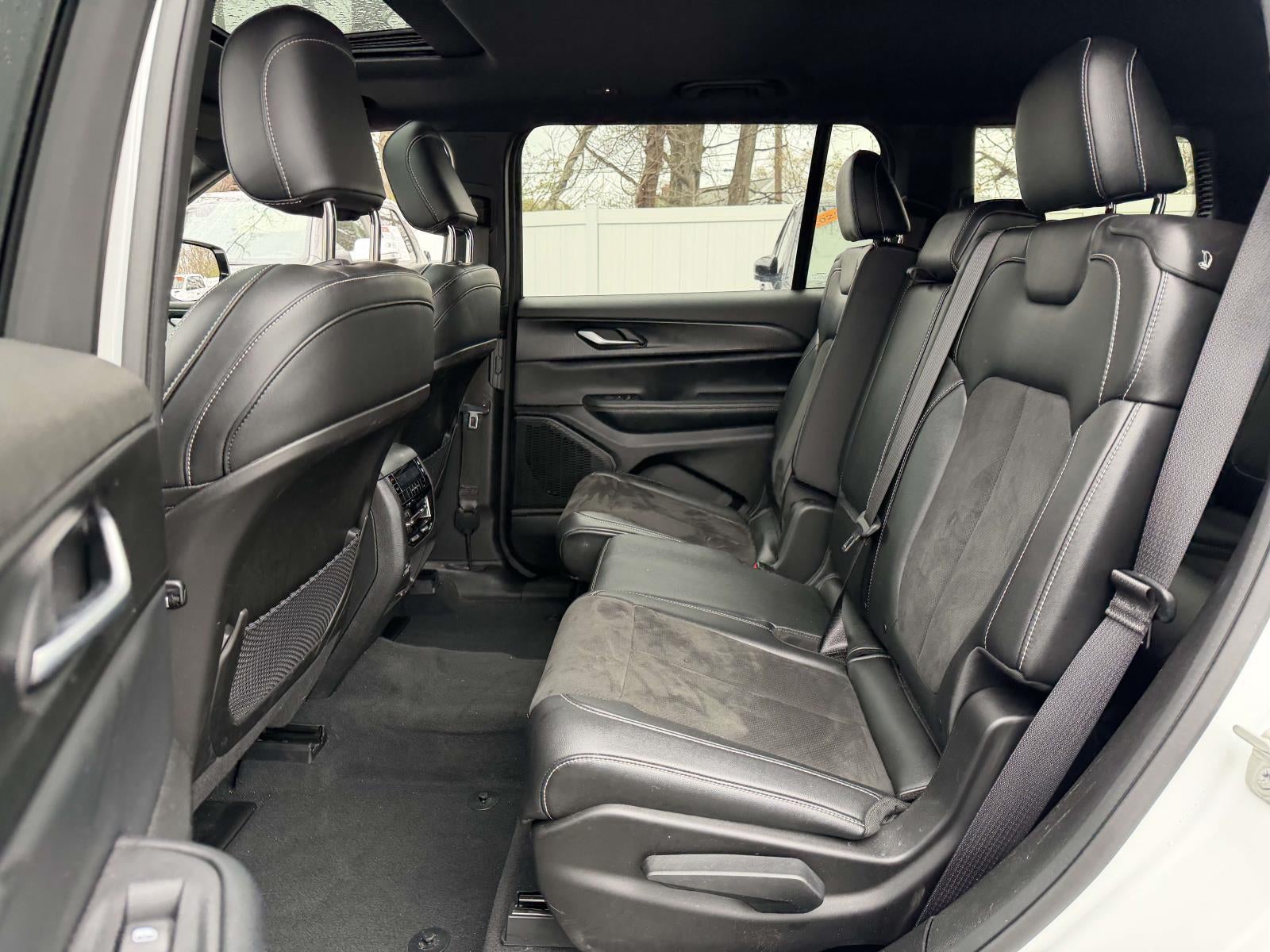2023 Jeep Grand Cherokee L Altitude 4x4