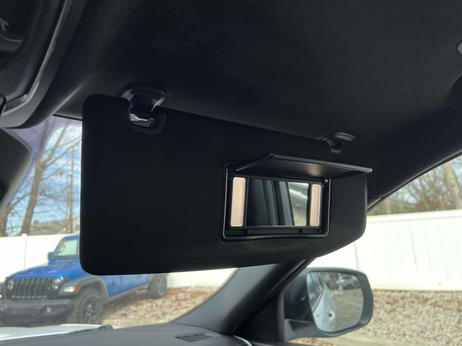 2025 Jeep Grand Cherokee L Laredo X 4x4