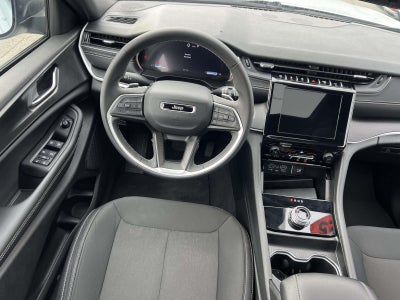 2025 Jeep Grand Cherokee L Laredo X 4x4